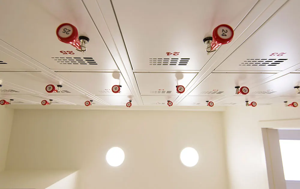Sala czerwona od strony wejścia